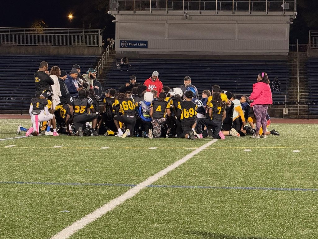 Youth Football Playoffs: Celebrating Team Spirit and&nbsp;Growth